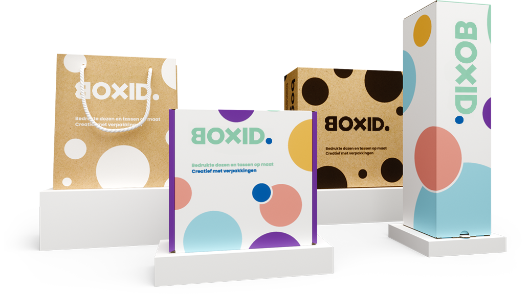 Bedrukte dozen en tassen met eigen ontwerp